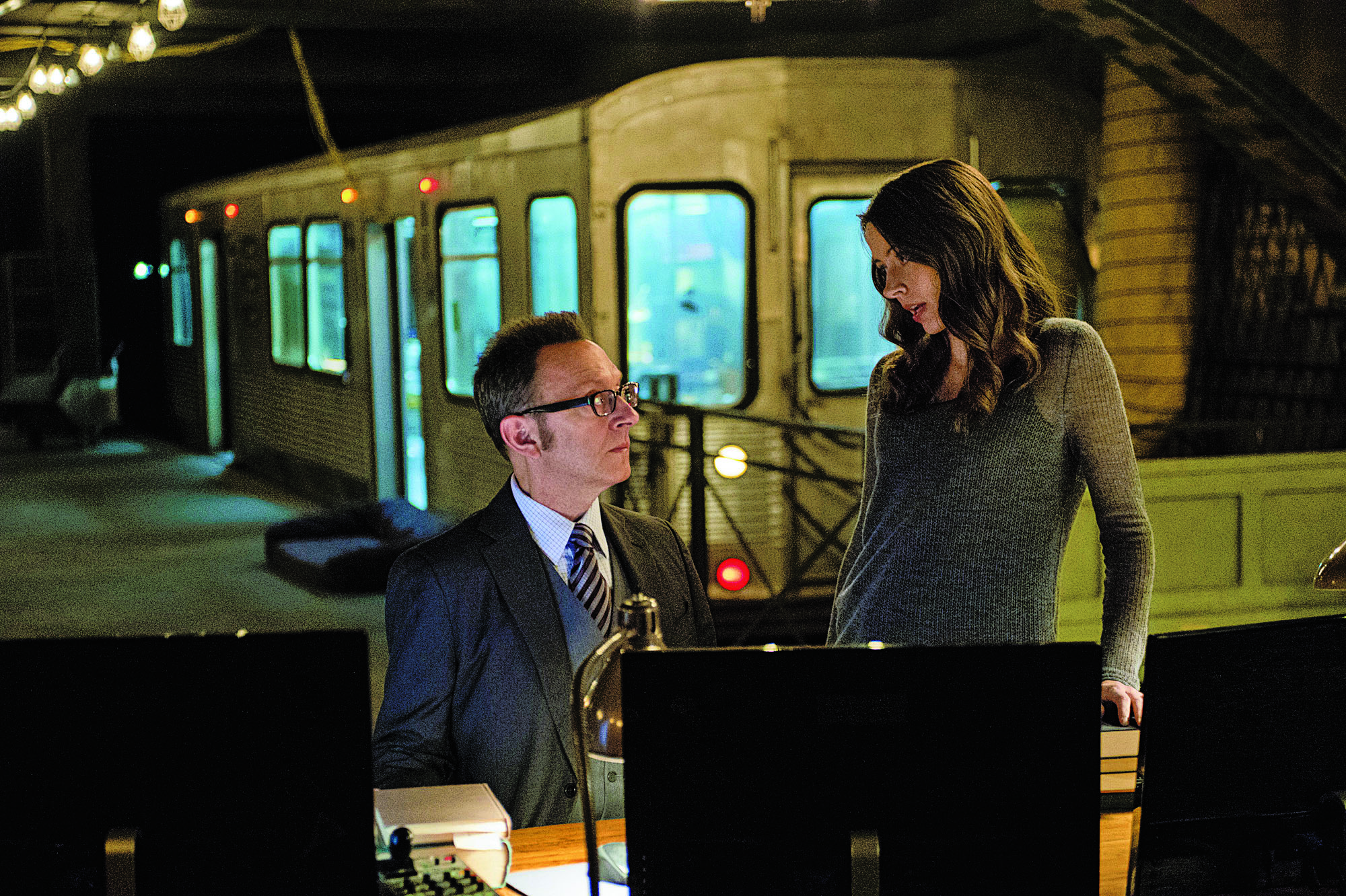 Person Of Interest - The Cold War - Michael Emerson and Amy Acker