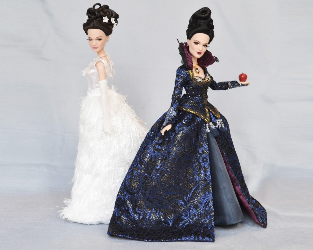 Snow White and Evil Queen