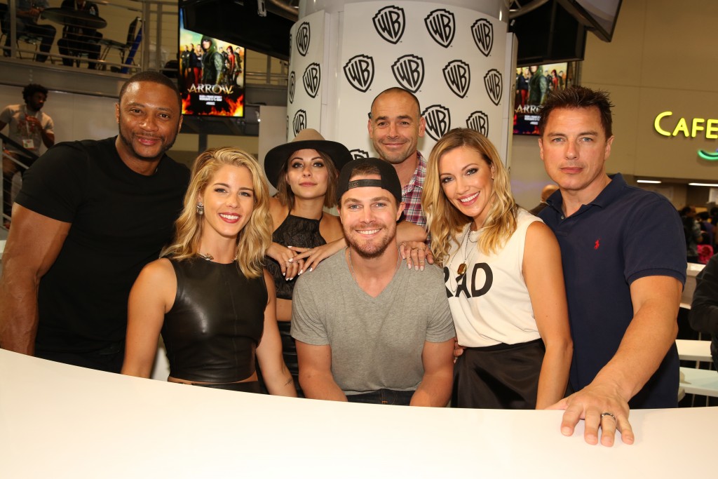Arrow cast at Comic-Con