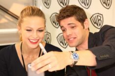 Melissa Benoist and Jeremy Jordan of Supergirl at Comic-Con