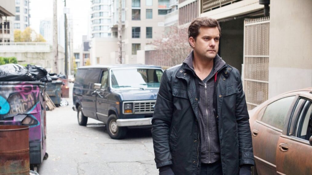 Fringe - Joshua Jackson in 'Liberty' - Season 5, Episode 12