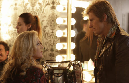 Elaine Hendrix as Ava, Denis Leary as Johnny in Sex & Drugs & Rock & Roll - 'What You Like Is In The Limo'