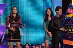Nina Dobrev winner of the Choice TV Actress Sci-Fi/Fantasy, Victoria Justice and Jake T. Austin - Teen Choice Awards 2015