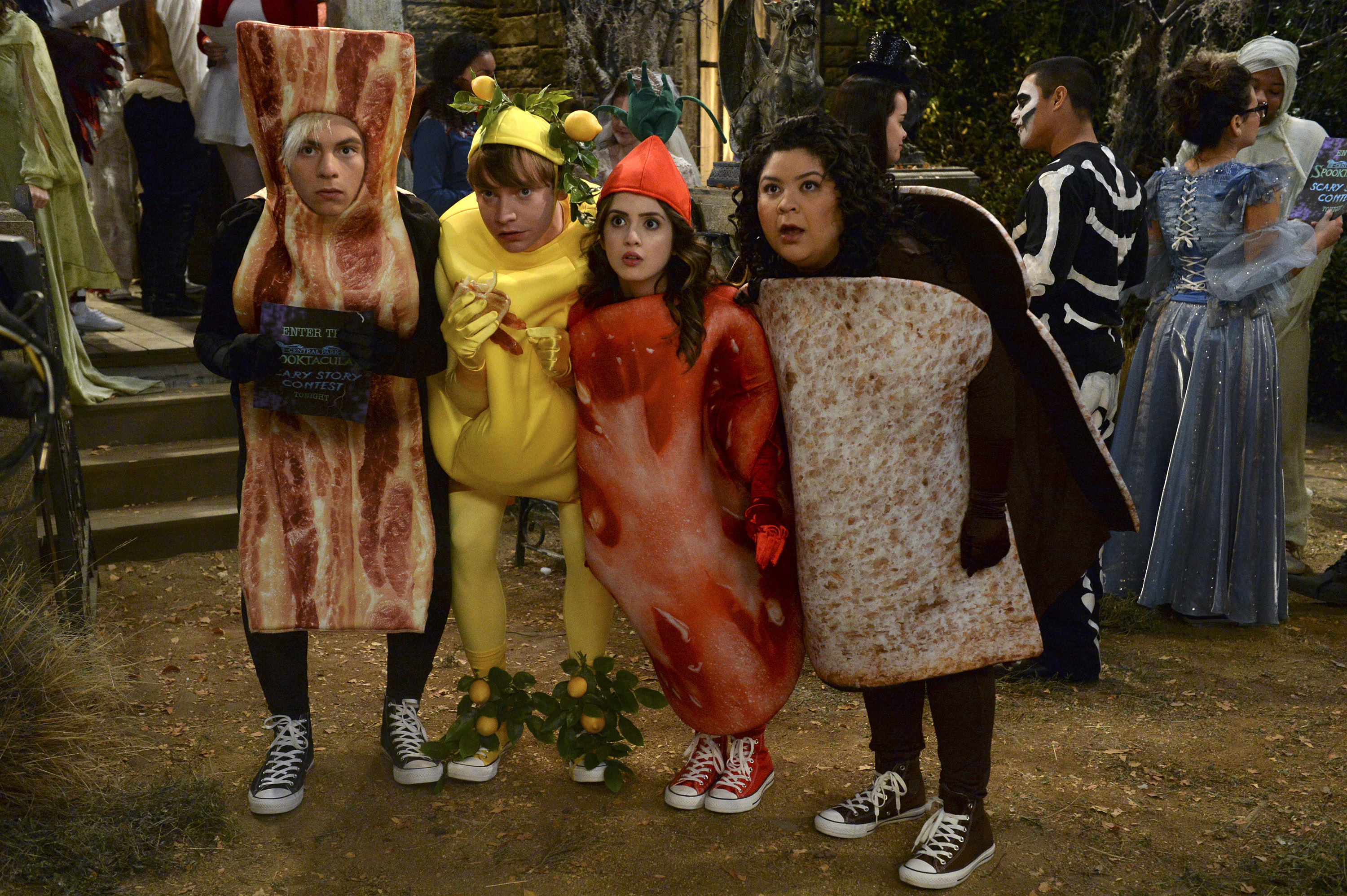 ROSS LYNCH, CALUM WORTHY, LAURA MARANO, RAINI RODRIGUEZ