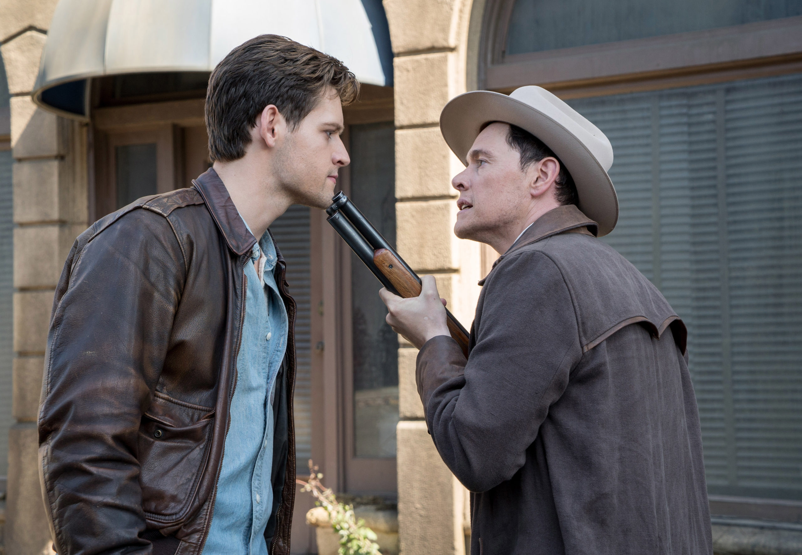 Luke Kleintank as Joe Blake and Burn Gorman as The Marshall in The Man in the High Castle