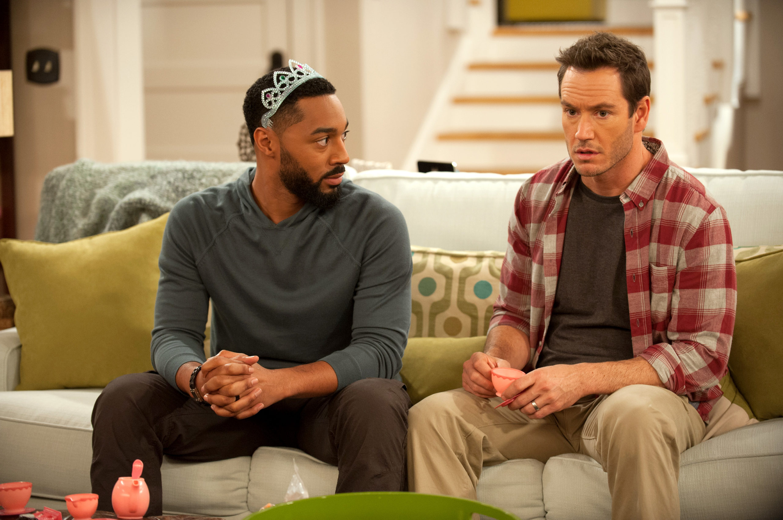 Truth Be Told - Season Pilot - Tone Bell as Russell, Mark-Paul Gosselaar as Mitch