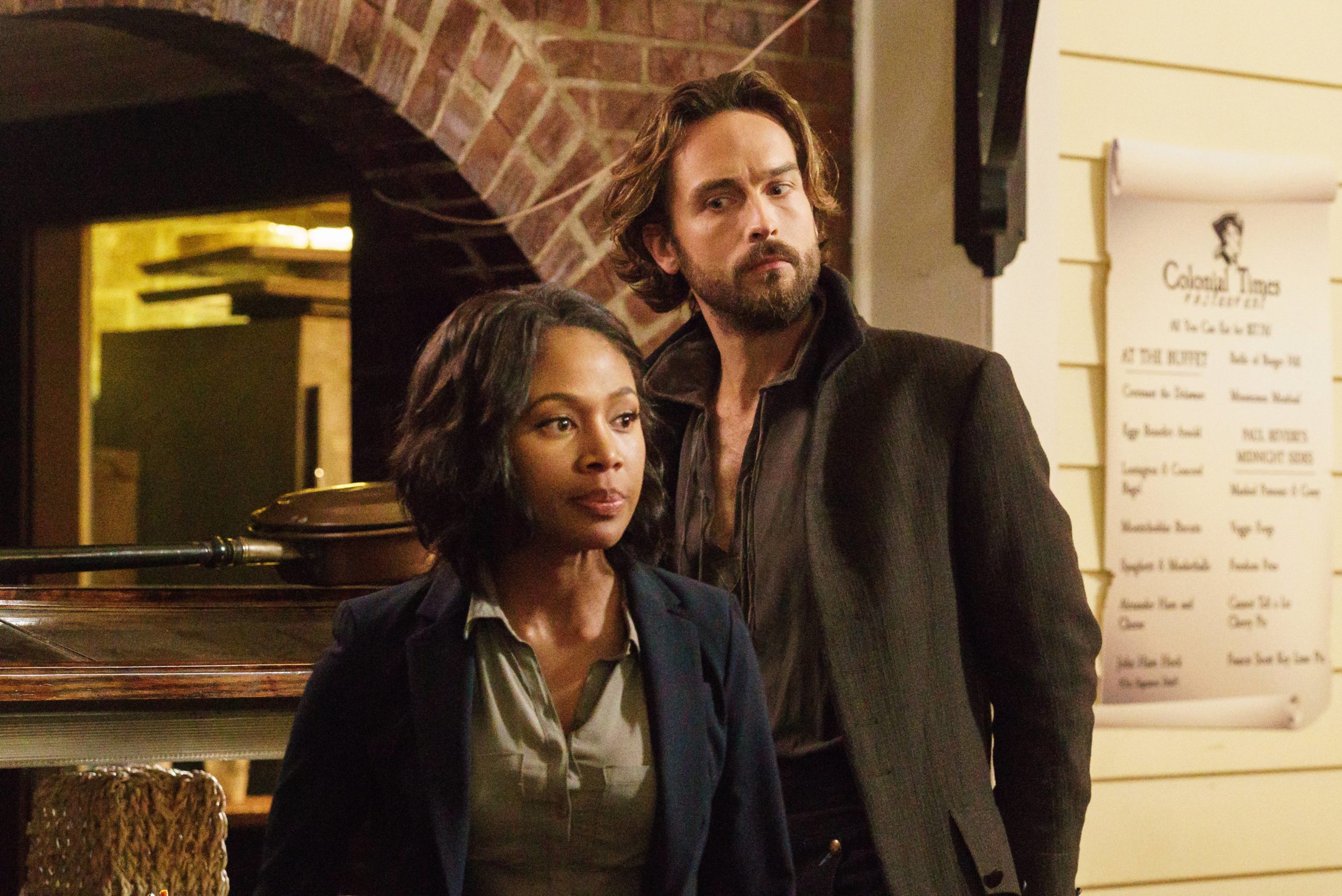  Tom Mison och Nicole Beharie-Sleepy Hollow