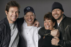 Wahlburgers - Mark, Paul, Alma and Donnie Wahlberg