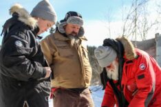 Hunter and Todd watch as Jack Hoffman pans some gold on Gold Rush