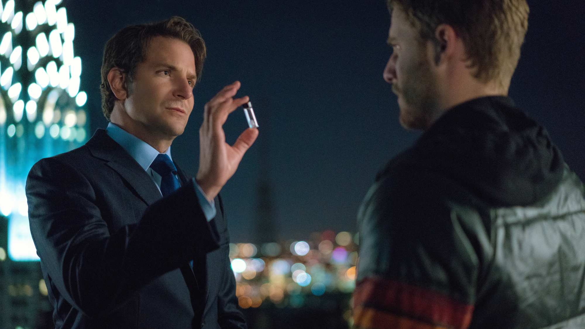 Bradley Cooper, Jamie McDornan - Limitless