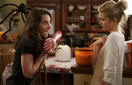 Alison Scagliotti, Emma Ishta - Stitchers Halloween episode