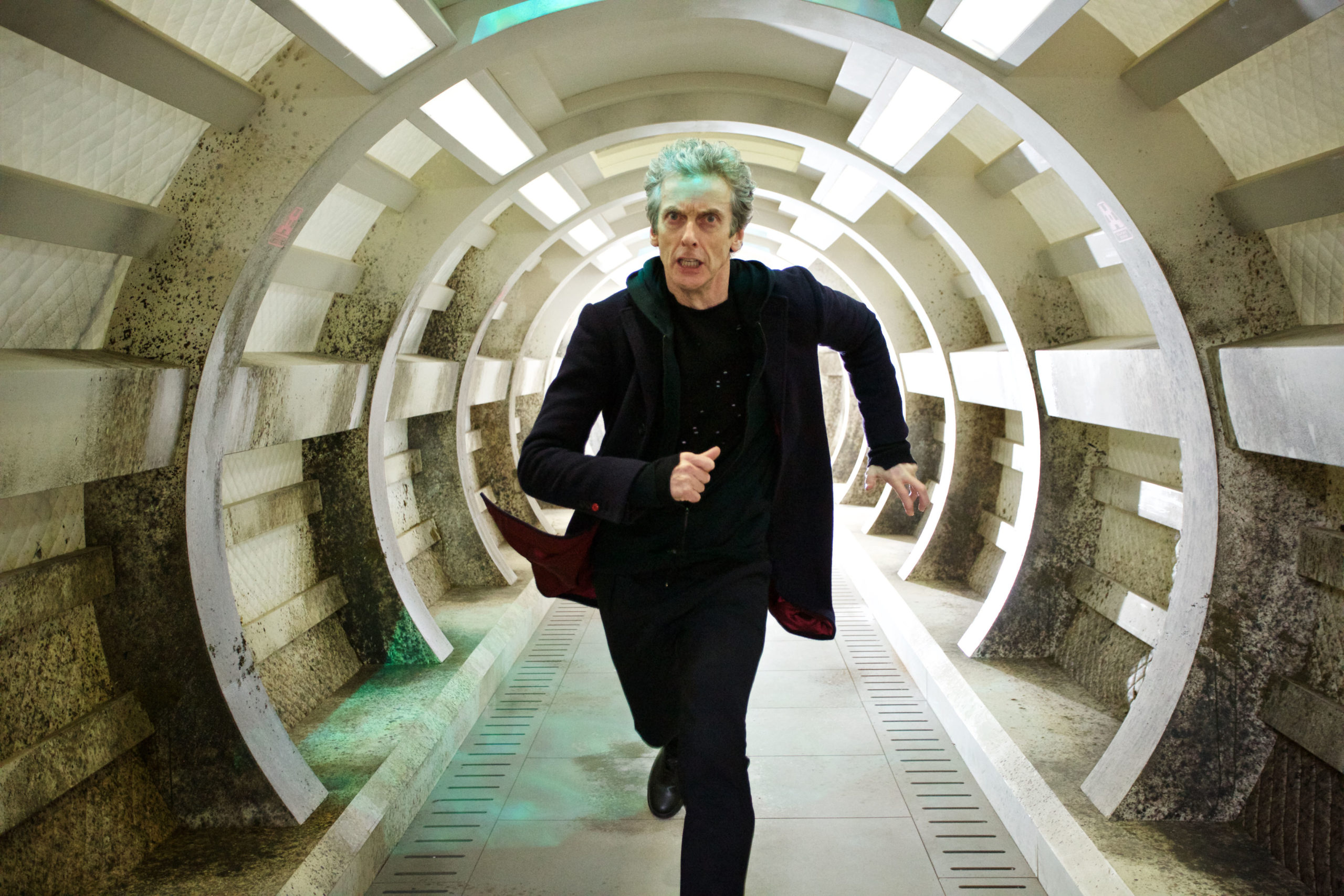 Doctor Who S9 Ep3 Under The Lake