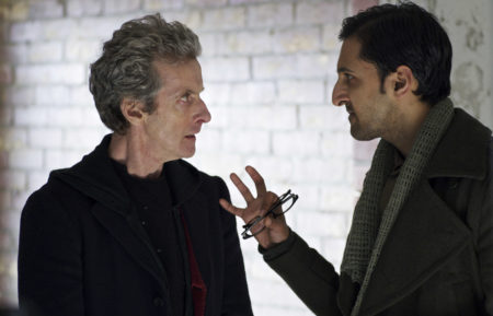 Peter Capaldi and Arsher Ali - Doctor Who - Season 9, Episode 4