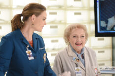 Bones - Emily Deschanel and guest star Betty White in the episode, The Carpals in the Coy-Wolves
