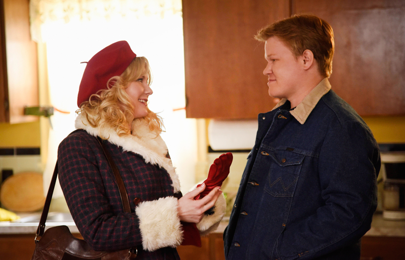 Kirsten Dunst as Peggy Blumquist, Jesse Plemons as Ed Blumquist in Fargo