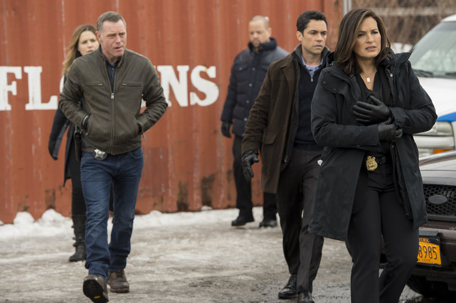 Law & Order: SVU Chicago PD Chicago Fire crossover