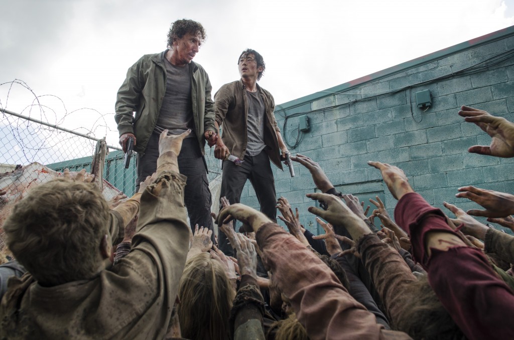 Glenn and Nicholas Dumpster - The Walking Dead