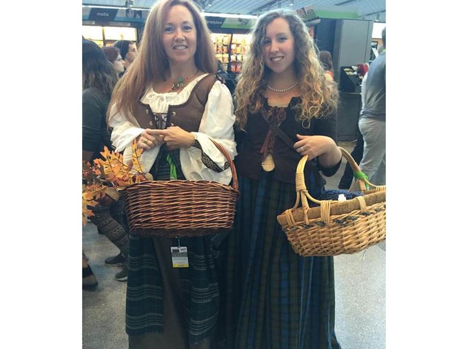 Geilis and Claire Outlander - New York Comic Con