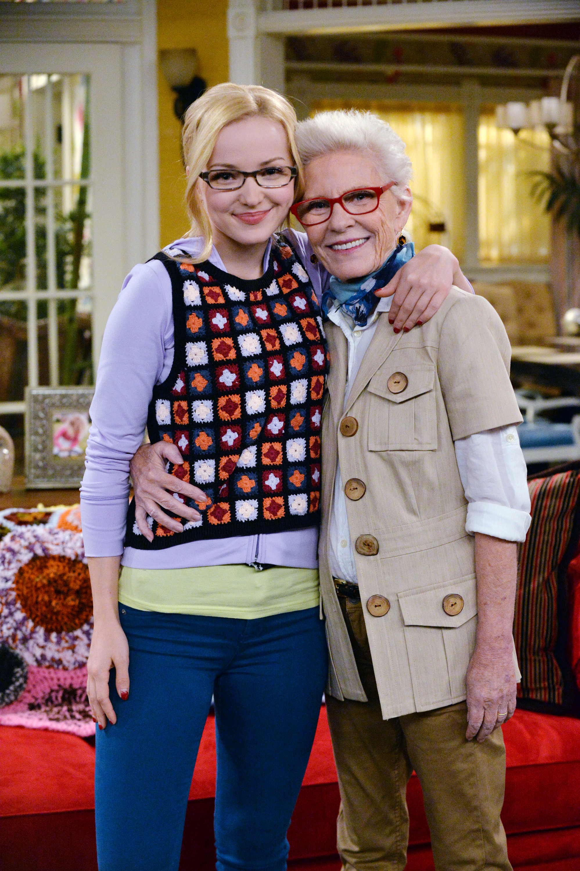 What Episode Of Liv And Maddie Is Twin Sickness Patty Duke Causes Confusion on Liv & Maddie as Identical Twins (VIDEO