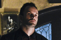 Jonny Lee Miller as Sherlock in Elementary - 'The Deductionist'