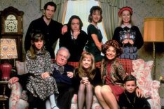 Home For The Holidays - Dylan McDermott, Charles Durning, Robert Downey Jr., Holly Hunter, Cynthia Stevenson, Anne Bancroft, Geraldine Chaplin