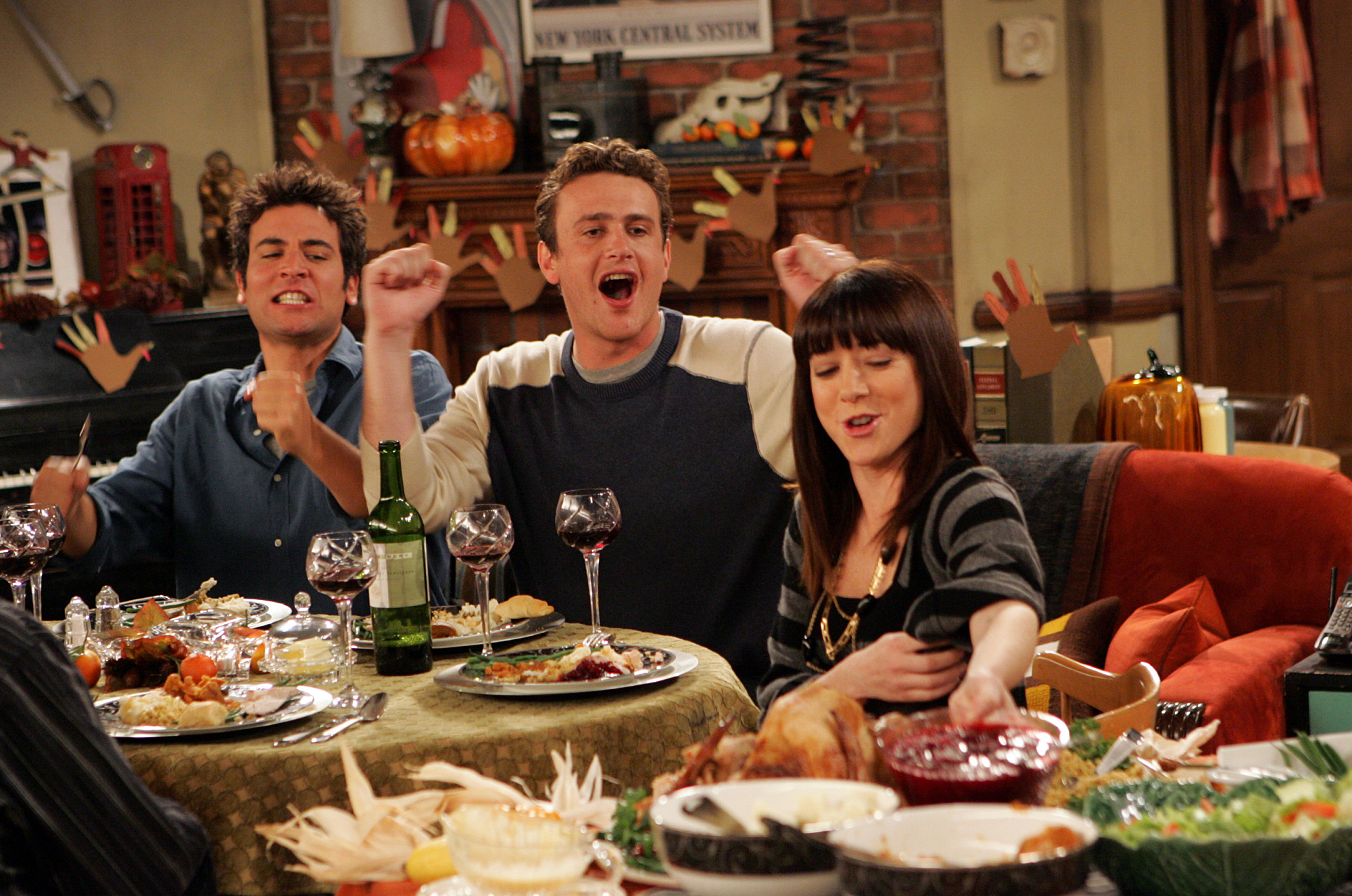 How I Met Your Mother - 'Slapsgiving' - Ted (Josh Radnor), Marshall (Jason Segel), and Lily (Alyson Hannigan)