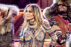 Jennifer Lopez performs at the 2015 American Music Awards