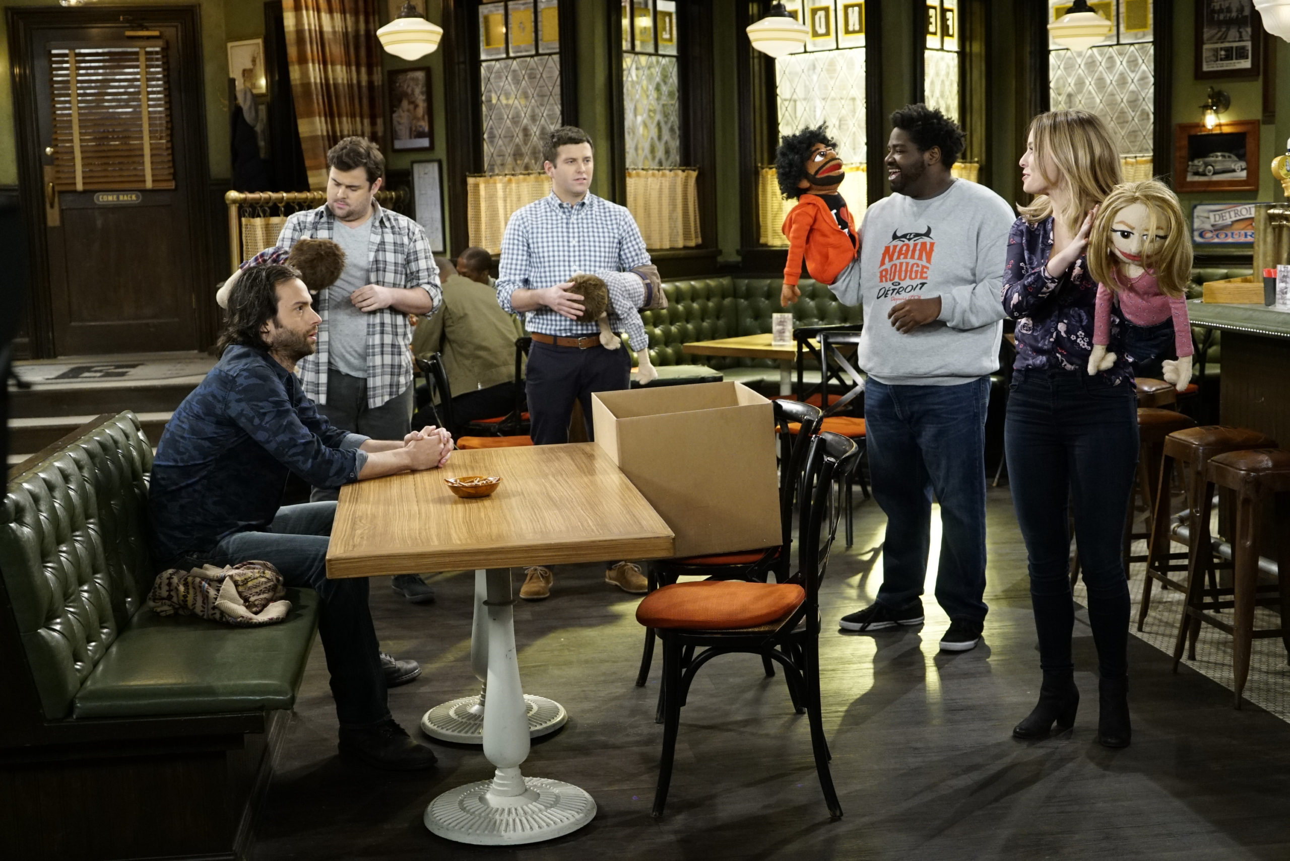 Chris D'Elia as Danny, David Fynn as Brett, Brent Morin as Justin, Ron Funches as Shelly, Bridgit Mendler as Candace in Undateable - Season 3