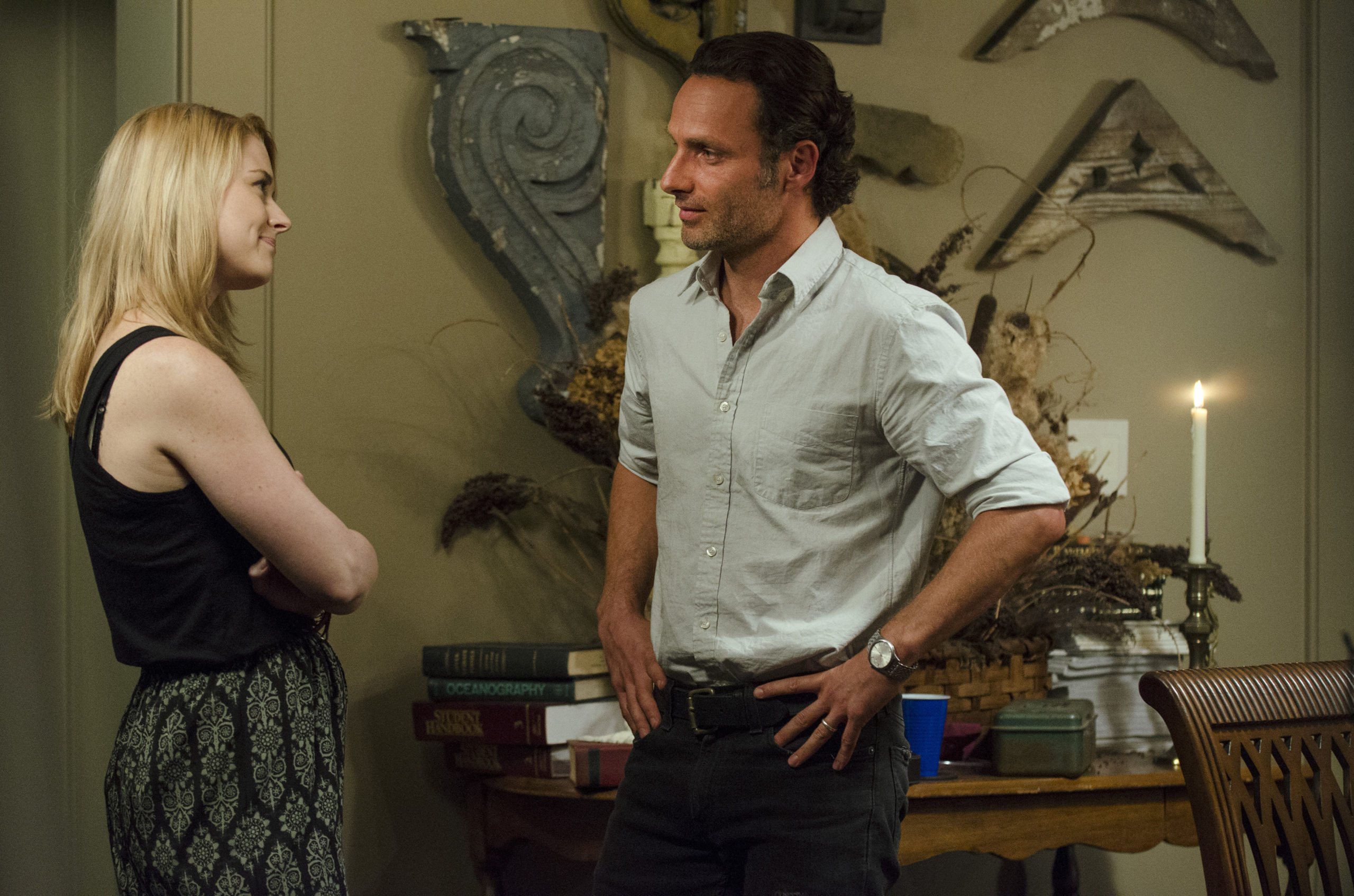 Alexandra Breckenridge as Jessie and Andrew Lincoln as Rick in Season 6 of The Walking Dead