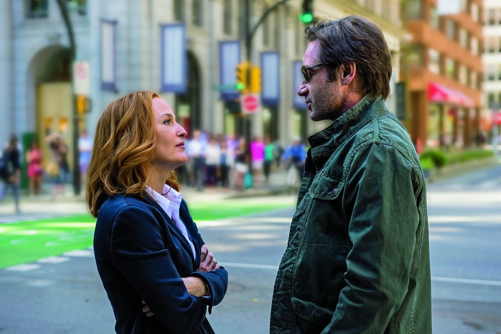 The X-Files - Gillian Anderson as Dana Scully and David Duchovny as Fox Mulder