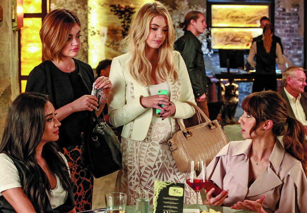 Pretty Little Liars – Shay Mitchell, Lucy Hale, Ashley Benson, Troian Bellisario