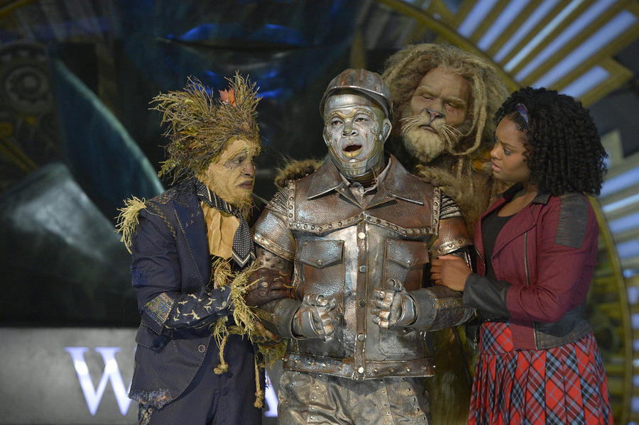 The Wiz Live! - Season 1 - Elijah Kelley as Scarecrow, Ne-Yo as Tin-Man, David Alan Grier as Lion, Shanice Williams as Dorothy