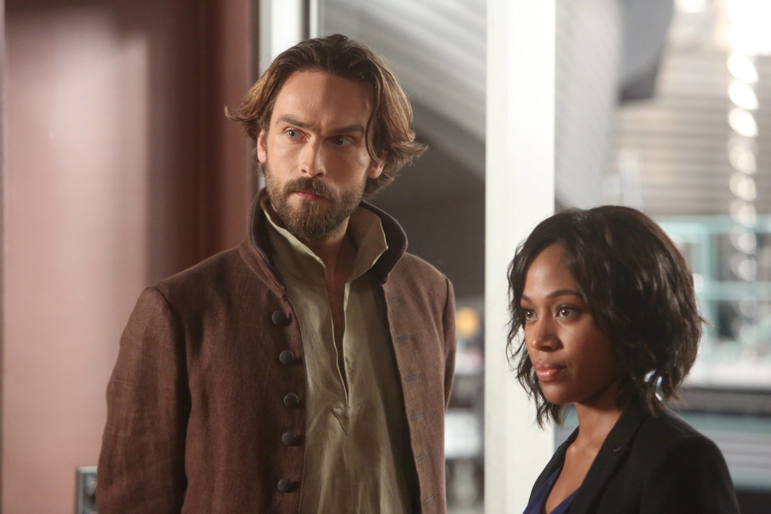 Sleepy Hollow - Tom Mison and Nicole Beharie - 'Dead Men Tell No Tales'