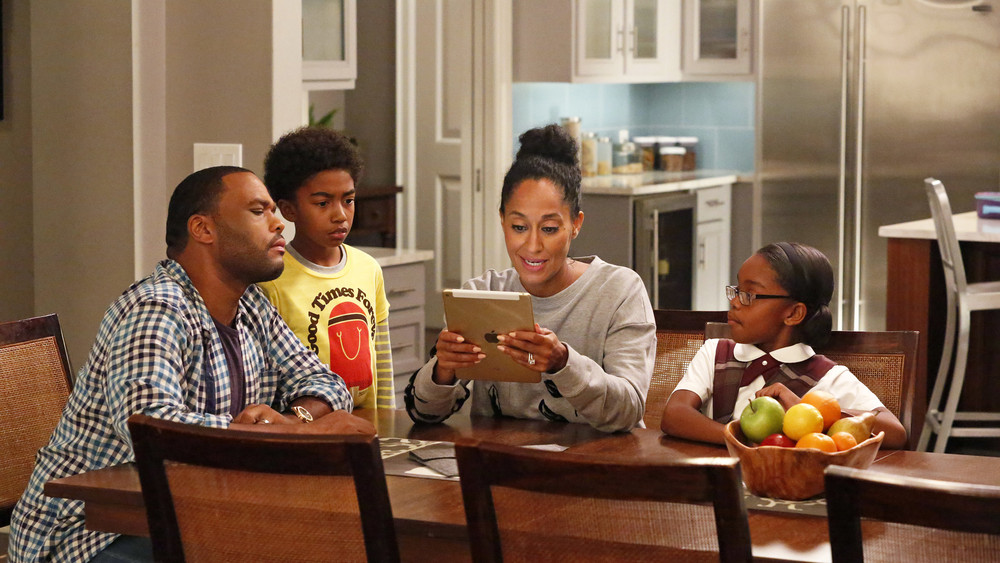 Black-ish family in Season 2 Episode 1