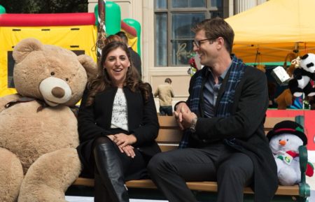 The Flight Before Christmas - Mayim Bialik and Ryan McPartlin