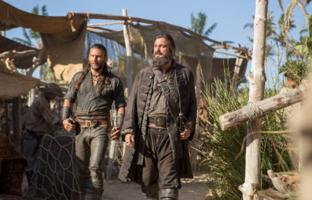 Zach McGowan (as Captain Charles Vane), Ray Stevenson (as Blackbeard 'Edward Teach') - Black Sails - Season 3