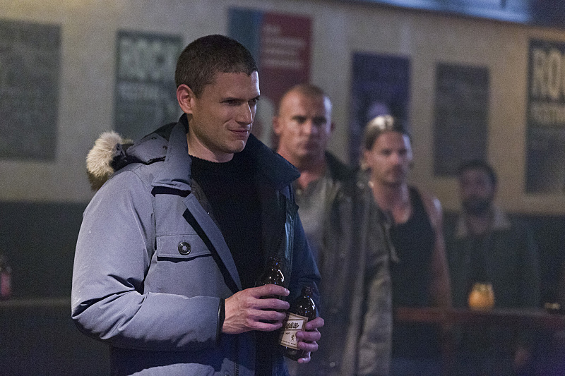 DC's Legends of Tomorrow - Who's Who - Captain Cold