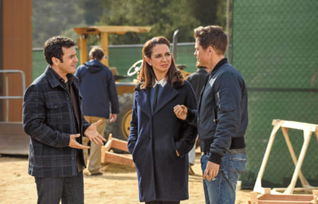 Fred Savage, Maya Rudolph, Rob Lowe in The Grinder