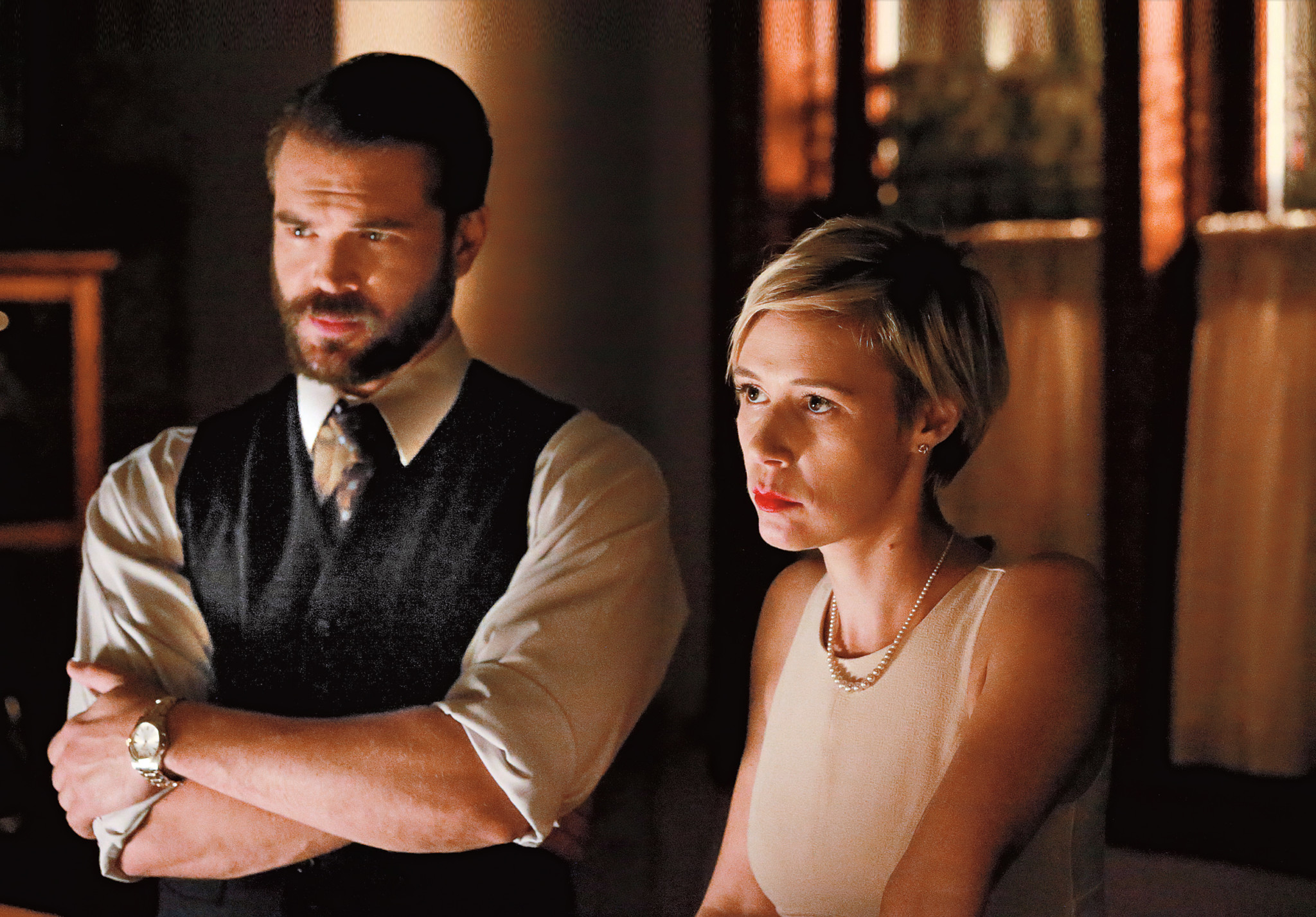 Charlie Weber and Liza Weil in How to Get Away With Murder