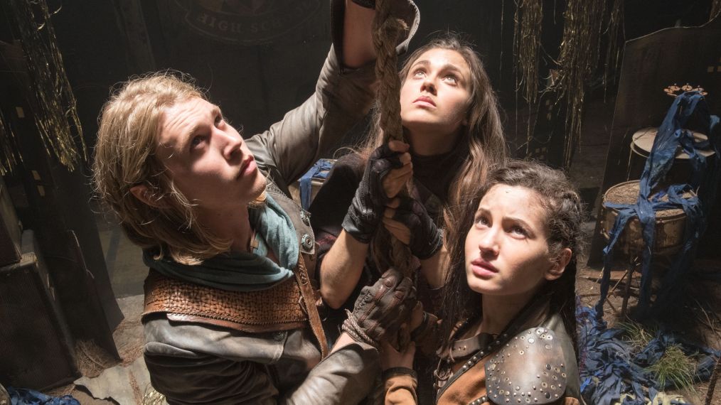 Shannara Chronicles - Wil (Austin Butler), Amberle (Poppy Drayton), Eretria (Ivana Baquero)