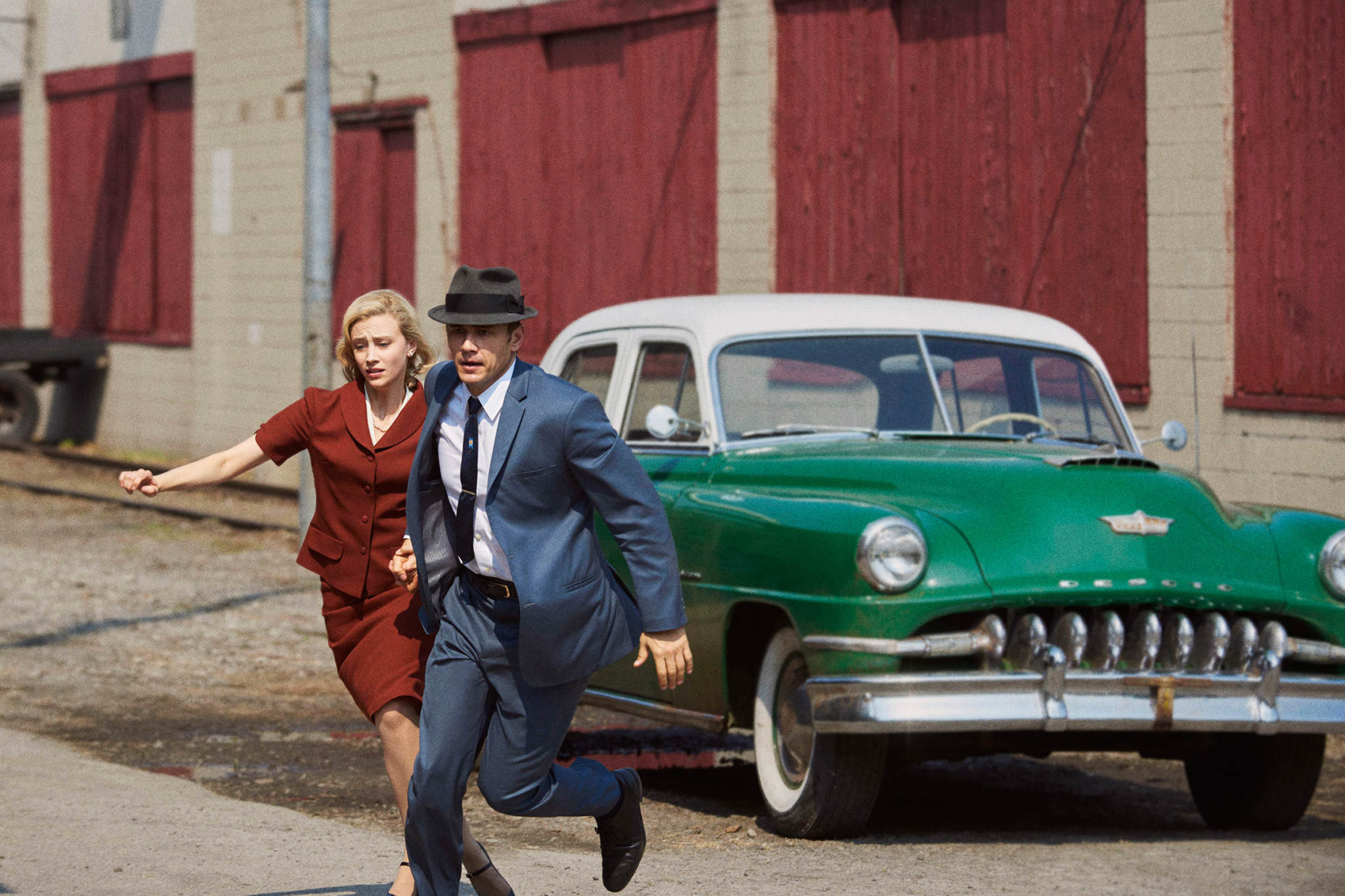 Sarah Gadon and James Franco in 11.22.63