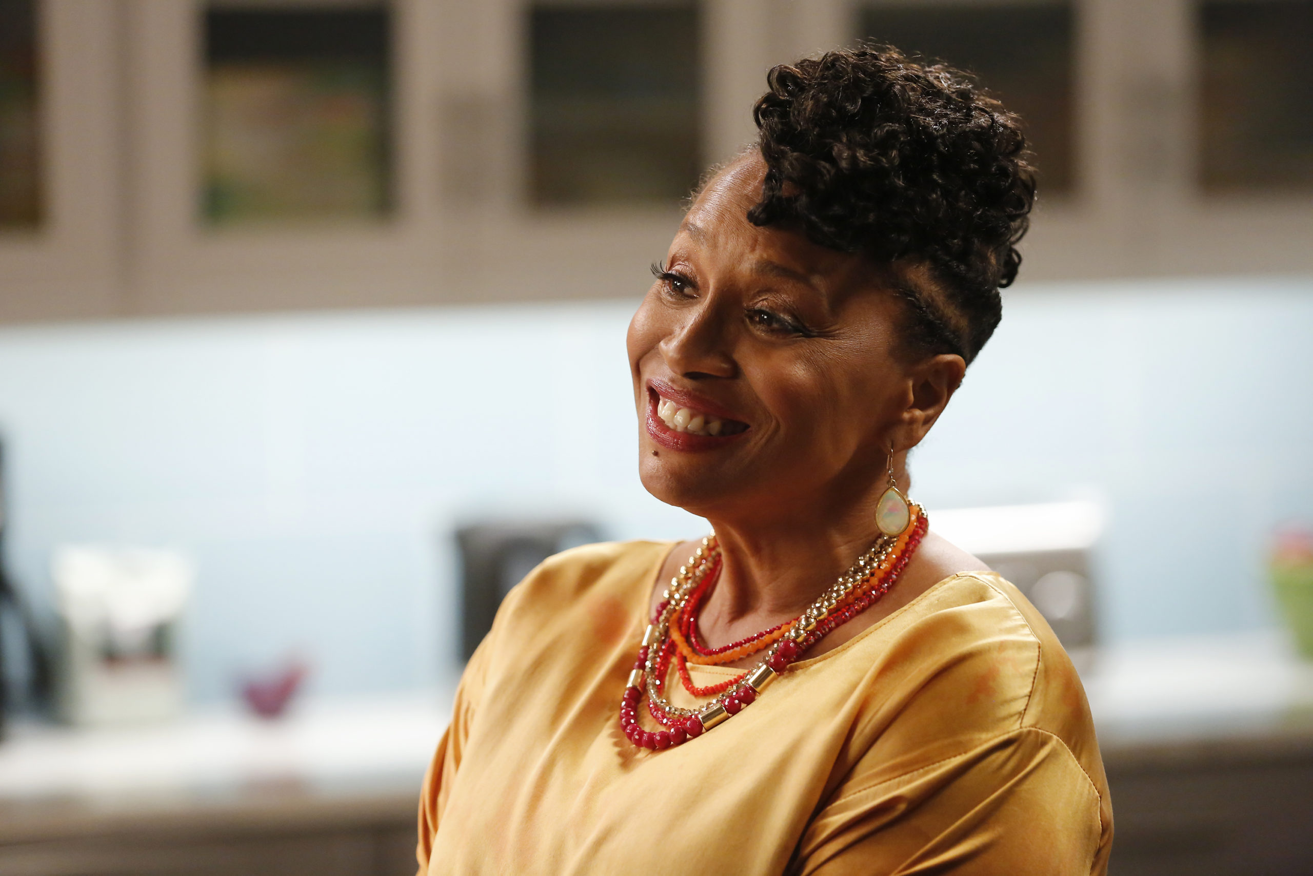 Jenifer Lewis in black-ish