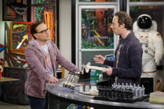 Johnny Galecki and Kevin Sussman in The Big Bang Theory - 'The Celebration Experimentation'