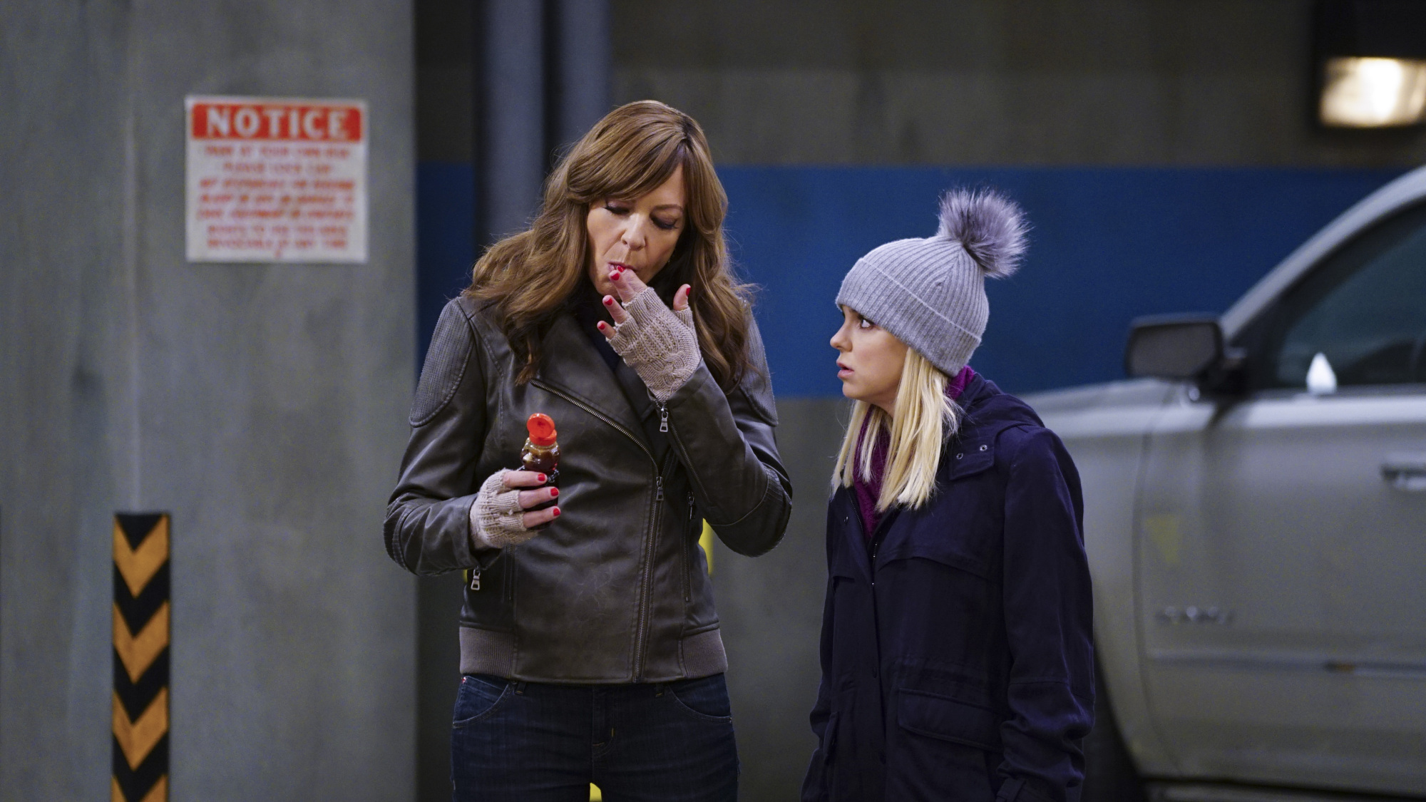 Mom - Allison Janney and Anna Faris as Jill and Wendy - 'Sticky Hands and a Walk on the Wild Side'