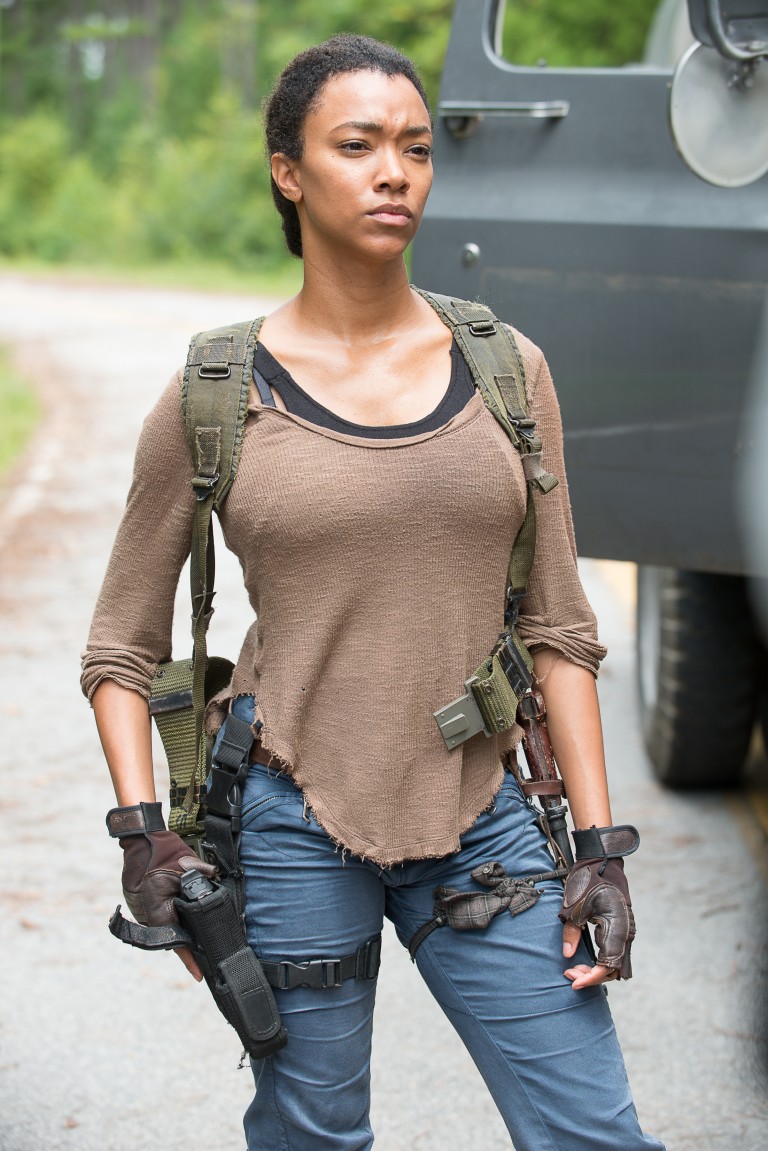 Sonequa Martin-Green as Sasha - The Walking Dead - Season 6, Episode 9