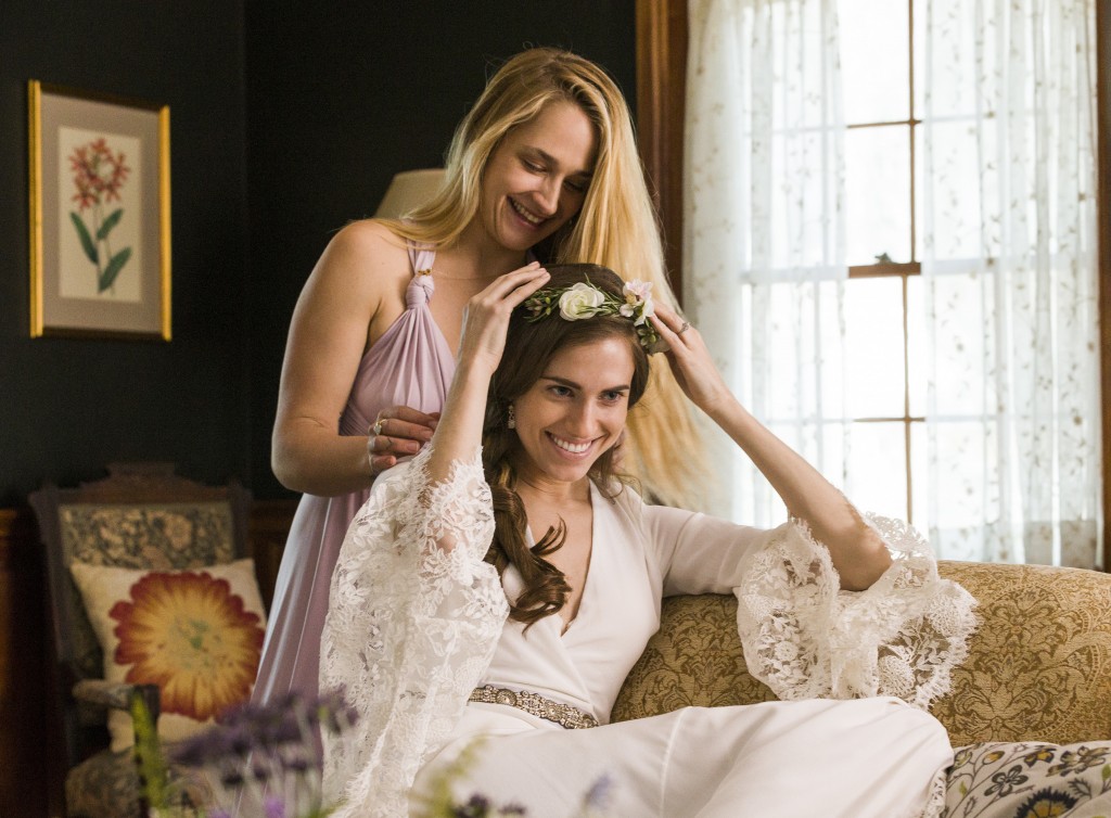 Girls Wedding - Jemima Kirke and Allison Williams - Jessa and Marnie - Season 5 Premiere