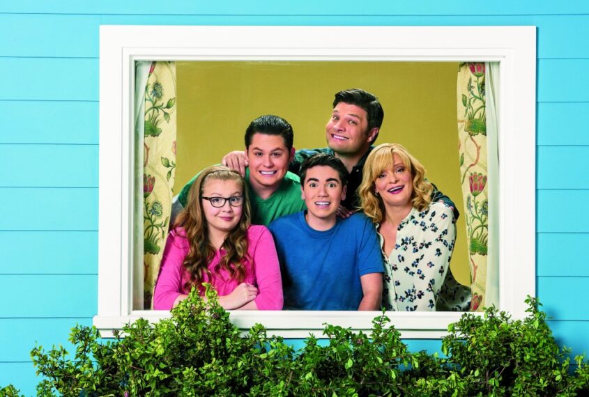 THE REAL O'NEALS - ABC's "The Real O'Neals" stars Bebe Wood as Shannon, Matt Shively as Jimmy, Noah Galvin as Kenny, Jay R. Ferguson as Pat and Martha Plimpton as Eileen. Don't Miss