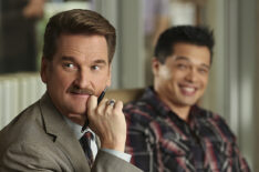 Crazy Ex-Girlfriend - Pete Gardner as Darryl and Vincent Rodriguez III as Josh - 'Josh and I Go To Los Angeles!'