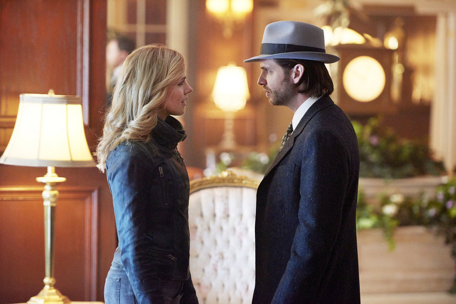 12 Monkeys First Look 5 Reasons To Watch Season 2 Video Tv Insider