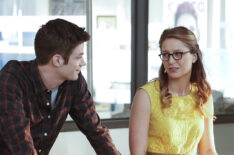 Supergirl - Grant Gustin and Melissa Benoist